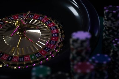 tarkov live-betting settlement screen showing bet outcomes and cashback tracking